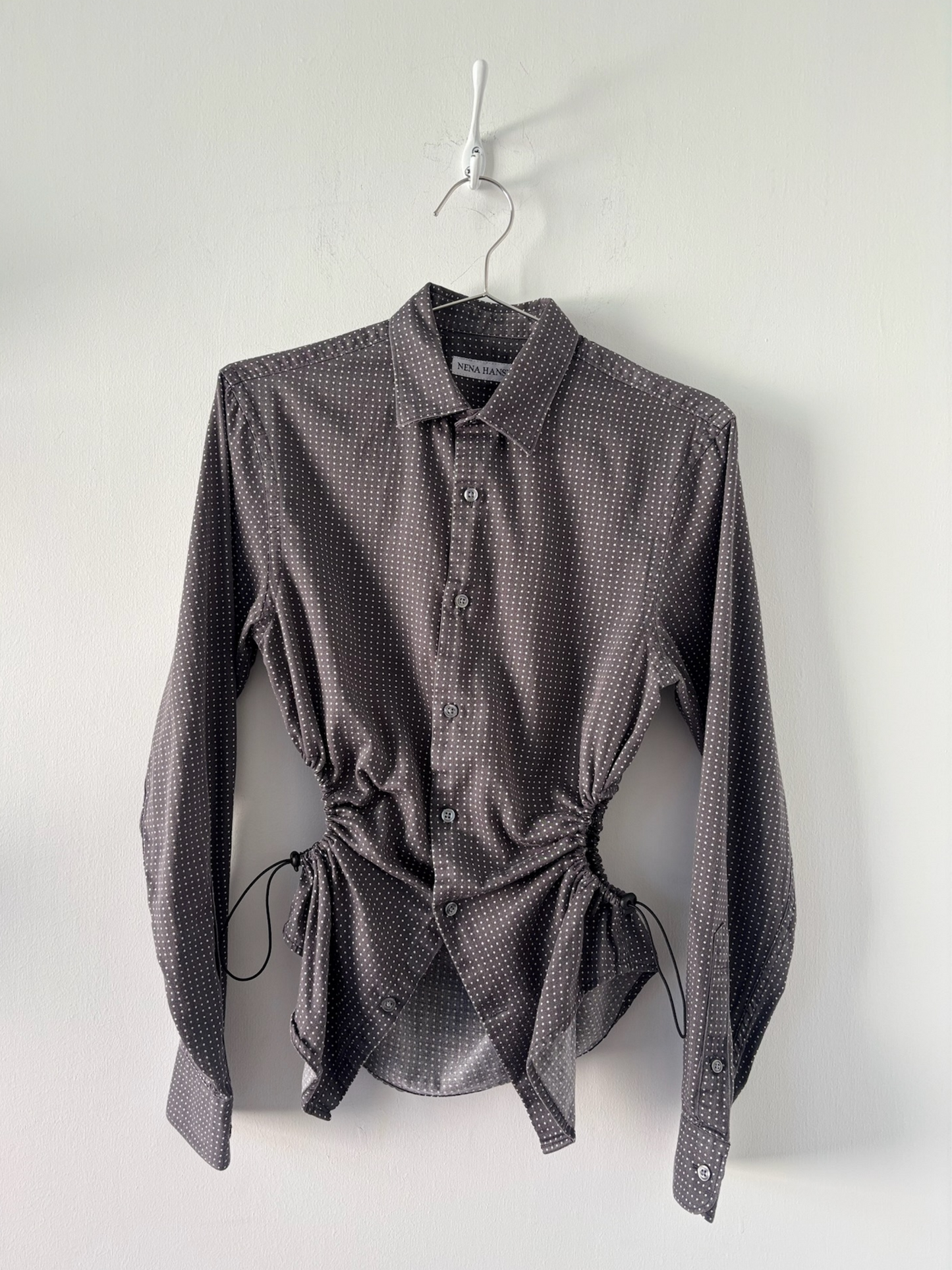S Nena Hansen Bungee Shirt - Soft Grey Dot
