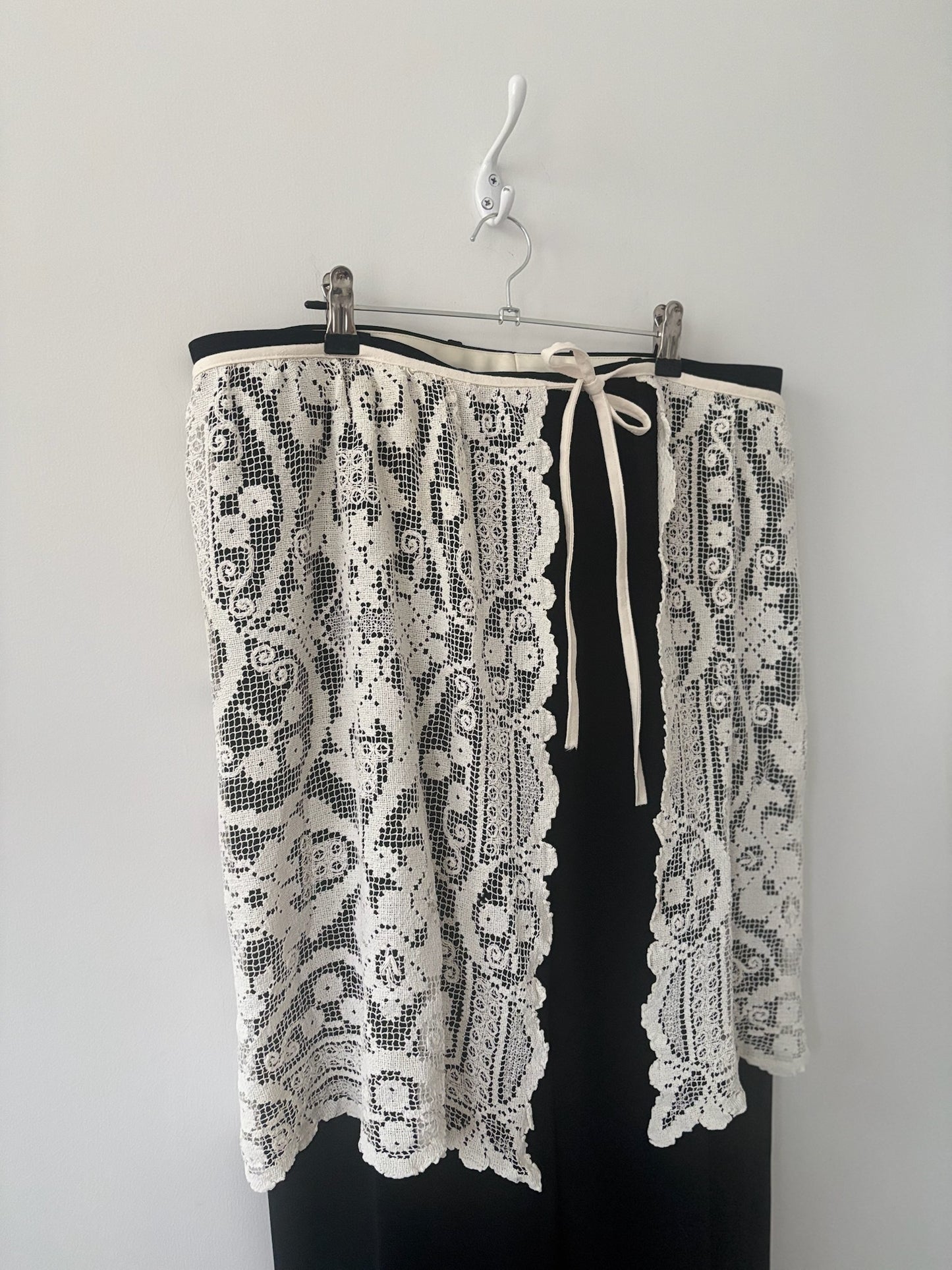 XS-XL Nena Hansen Wrap Skirt - Botanical Filet Lace
